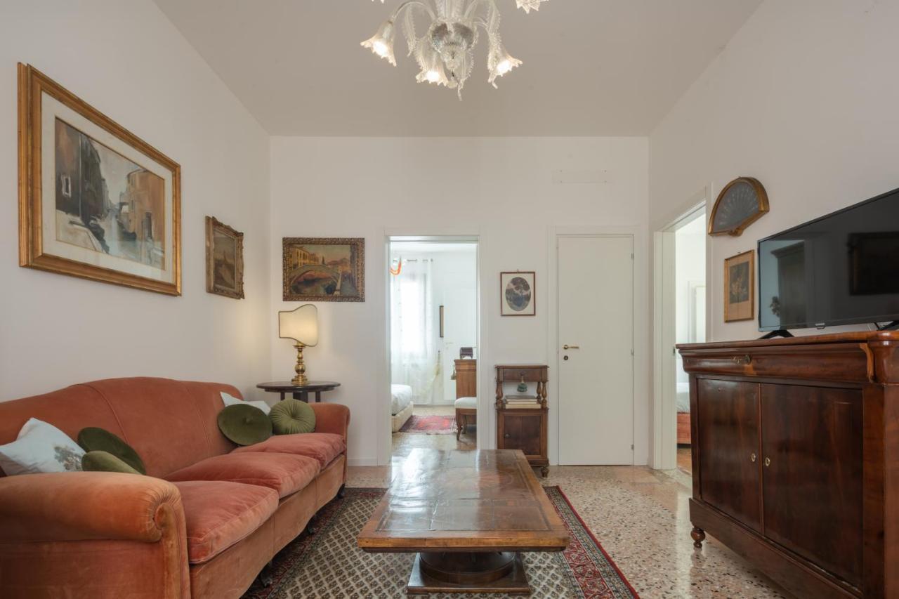 Tiepolo Apartment In The Biennale District R&R Veneza Exterior foto
